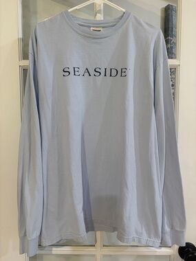 The Seaside Style in Seaside, Florida blue long sleeve tee
Large